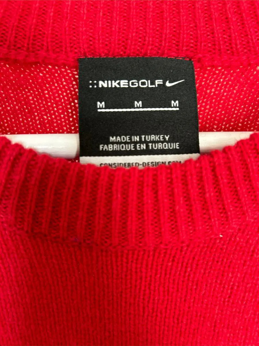 Modern Nike "Sunday red" (M)